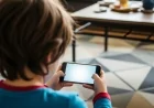 HMD Fuse Tanıtıldı: Yapay Zeka Destekli Dünyanın İlk "Pornografi Uyumsuz" Telefonu Çocukları Koruyacak