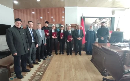 Iğdır Ensar Yatılı Hafızlık Kur’an Kursu’nda 4 Öğrenci Daha Hafız Oldu