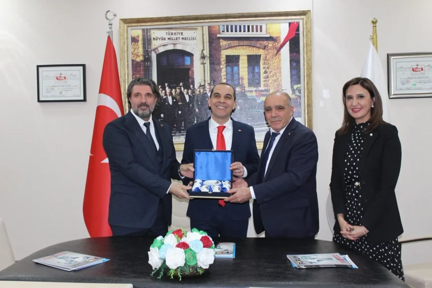 Iğdır Valisi M.Fırat Taşolar’dan Iğdır Ticaret ve Sanayi Odası’na Ziyaret