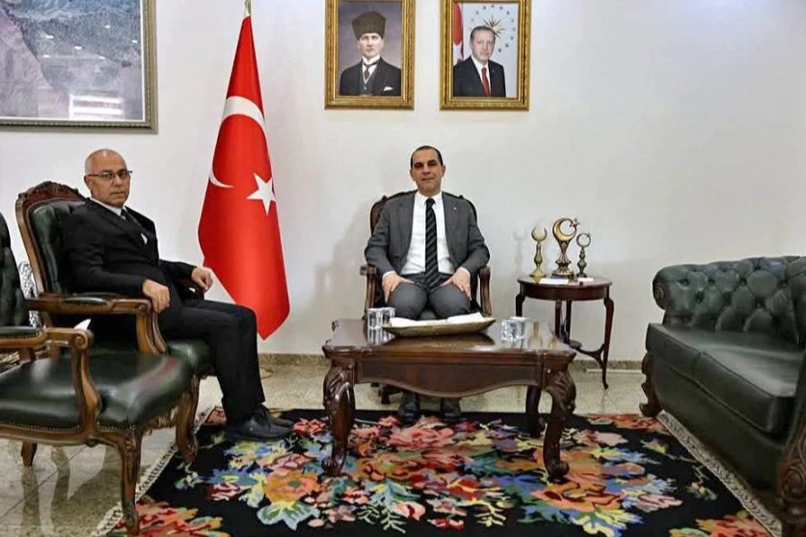 IĞDIR DOĞA KORUMA VE MİLLİ PARKLAR ŞUBE MÜDÜRÜ AZİZ DURAK, VALİ M. FIRAT TAŞOLAR’I ZİYARET ETTİ